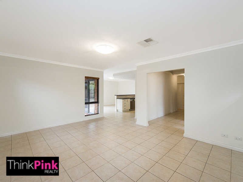 Photo - 3/288 Fulham Street, Cloverdale WA 6105 - Image 7