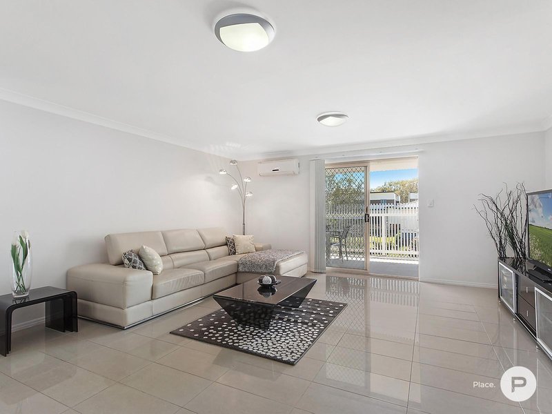 Photo - 3/288 Riding Road, Balmoral QLD 4171 - Image 3