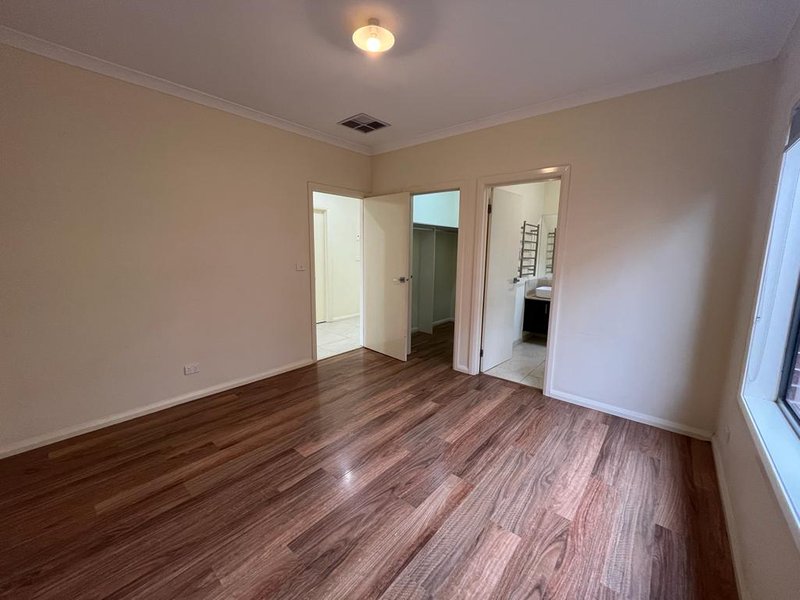 Photo - 329 Bethany Road, Tarneit VIC 3029 - Image 9