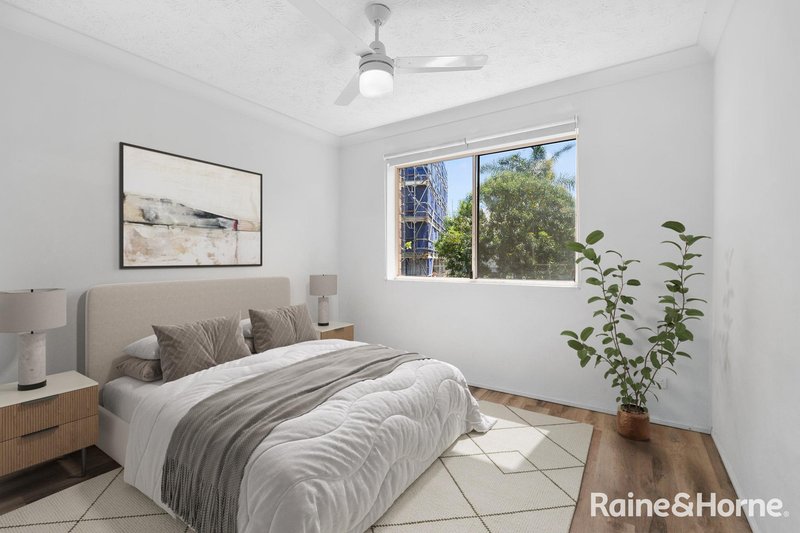 Photo - 3/29 Brisbane Street, St Lucia QLD 4067 - Image 7