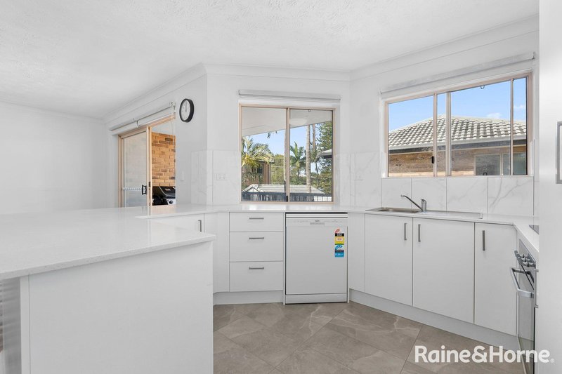 Photo - 3/29 Brisbane Street, St Lucia QLD 4067 - Image 4