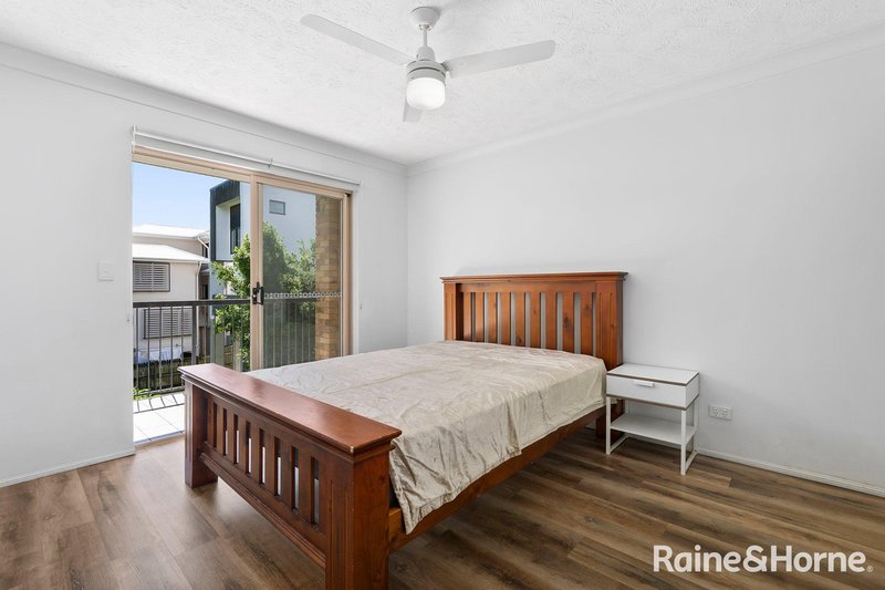 Photo - 3/29 Brisbane Street, St Lucia QLD 4067 - Image 5