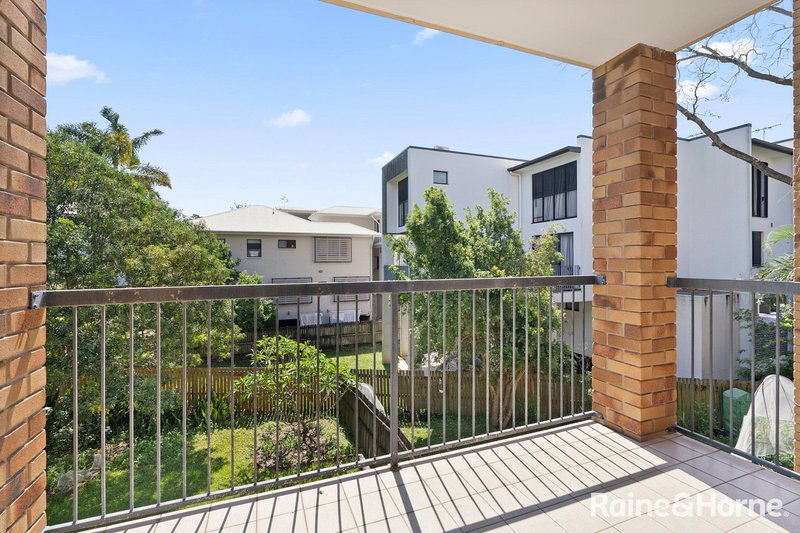 Photo - 3/29 Brisbane Street, St Lucia QLD 4067 - Image 9