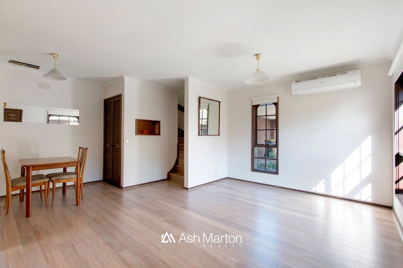 Photo - 3/29 Burns Street, Frankston VIC 3199 - Image 2