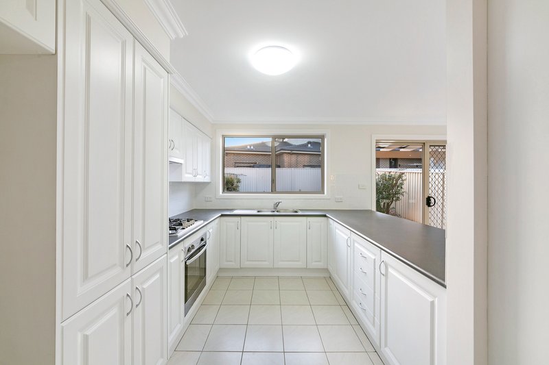 Photo - 3/29 Hanbury Street, Greystanes NSW 2145 - Image 2