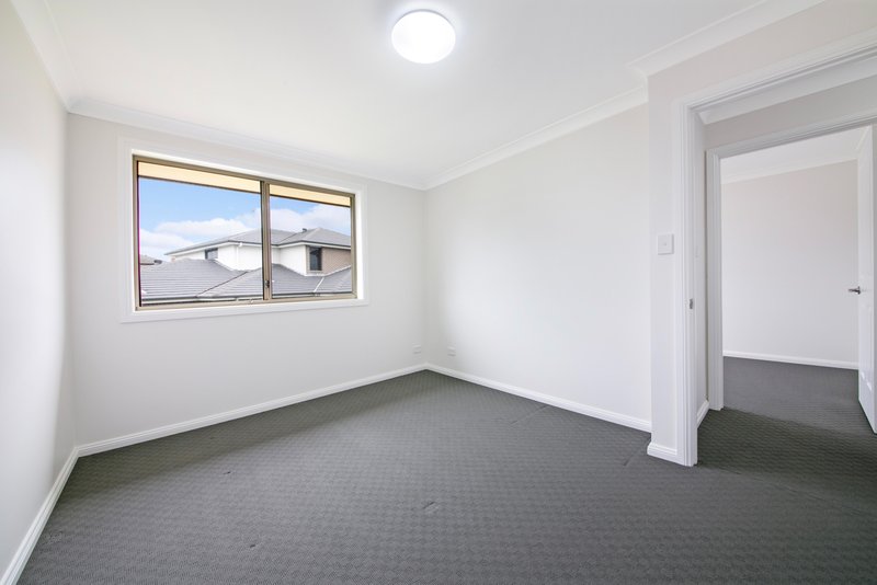 Photo - 3/29 Hanbury Street, Greystanes NSW 2145 - Image 4