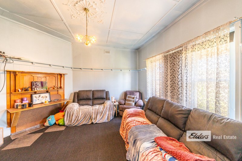 Photo - 329 Main Street, Bairnsdale VIC 3875 - Image 4