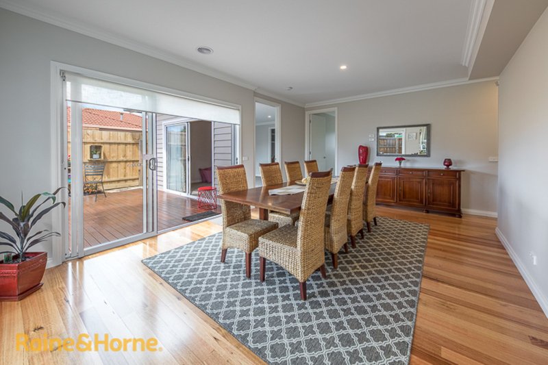 Photo - 3/29 Pasley Street, Sunbury VIC 3429 - Image 7