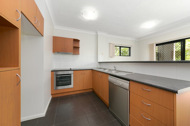 Photo - 3/29 Payne Street, Indooroopilly QLD 4068 - Image 3