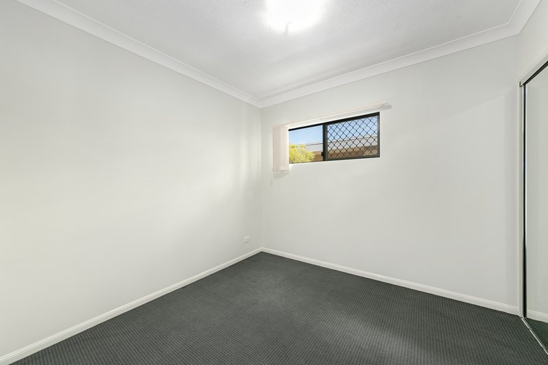 Photo - 3/29 Payne Street, Indooroopilly QLD 4068 - Image 7