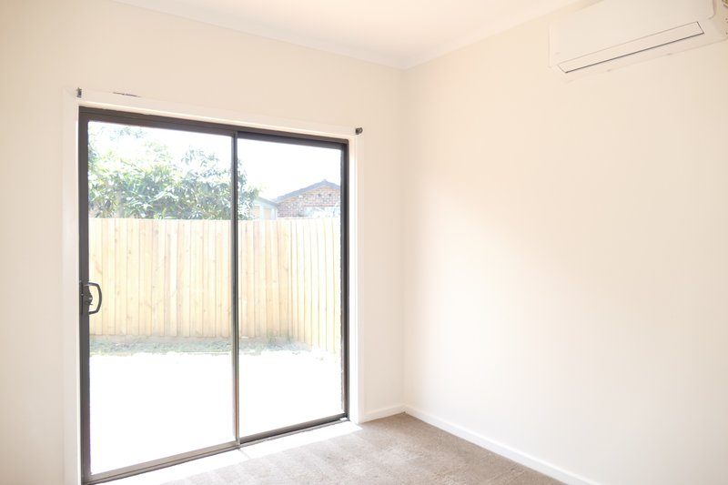 Photo - 3/29 Samada Street, Notting Hill VIC 3168 - Image 4