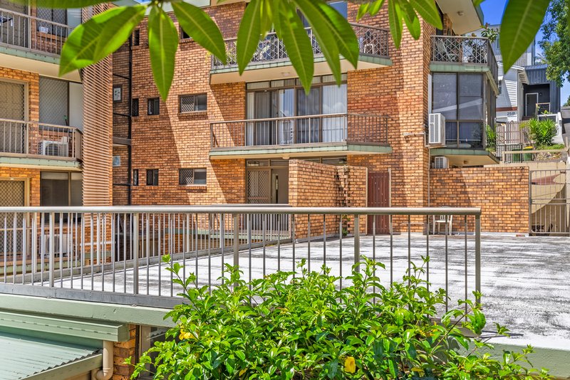 Photo - 3/29 Teemangum Street, Tugun QLD 4224 - Image 12