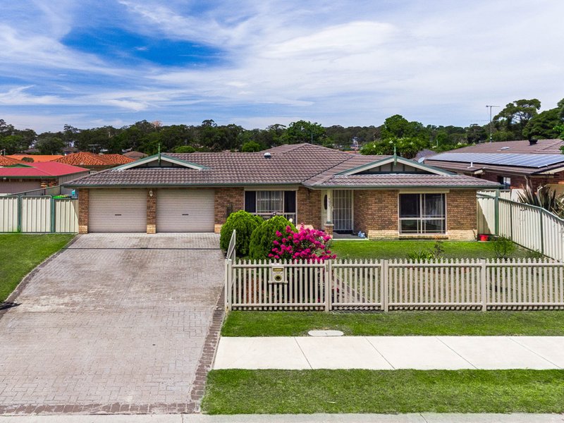 329 Thirlmere Way, Thirlmere NSW 2572