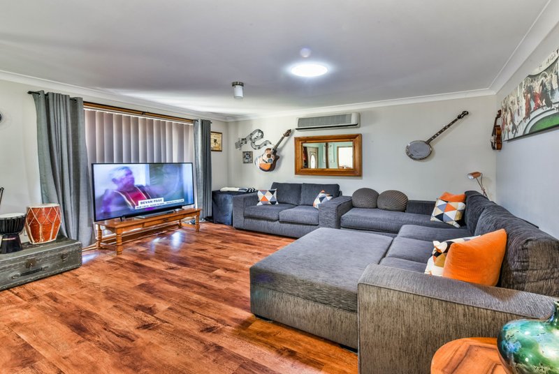 Photo - 329 Thirlmere Way, Thirlmere NSW 2572 - Image 5