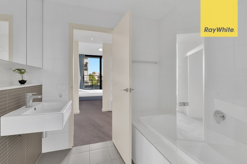 Photo - 329/26 Baywater Drive, Wentworth Point NSW 2127 - Image 12
