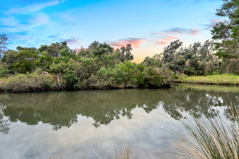 Photo - 3/293-294 Nepean Highway Highway, Seaford VIC 3198 - Image 9