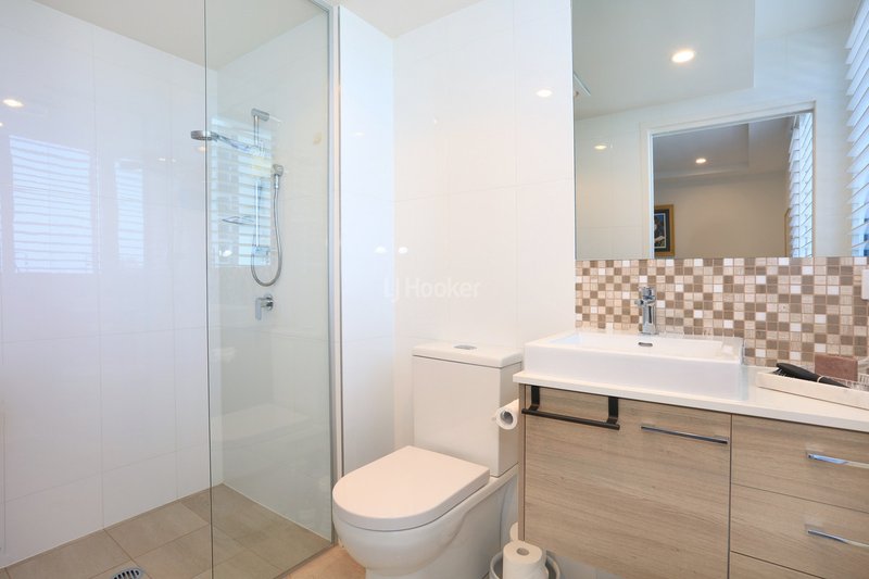 Photo - 32/93 Sheehan Avenue, Hope Island QLD 4212 - Image 14