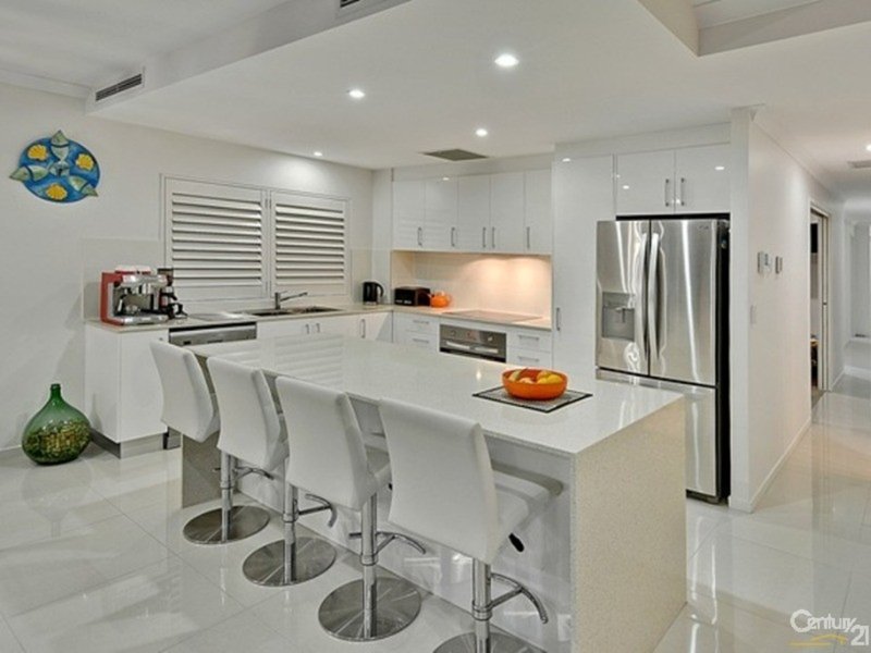 Photo - 3/299-301 Bradman Avenue, Maroochydore QLD 4558 - Image 4