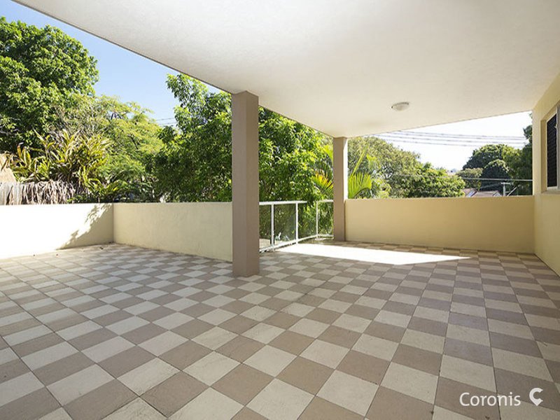 Photo - 3/2A Barlow Street, Clayfield QLD 4011 - Image 3