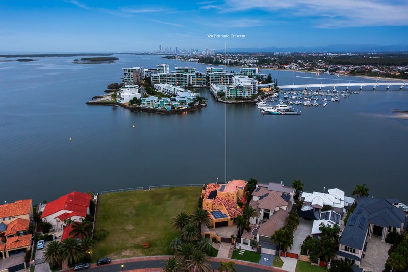 Photo - 32A Brittanic Crescent, Sovereign Islands QLD 4216 - Image 27