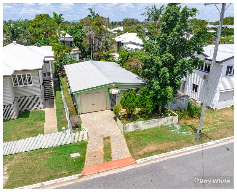 Photo - 32A Burnett Street, Berserker QLD 4701 - Image 19