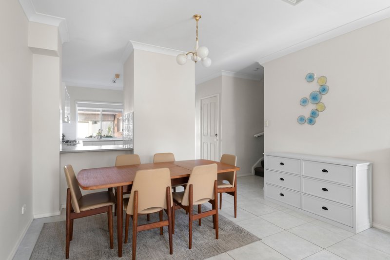 Photo - 3/2A Headland Avenue, Austinmer NSW 2515 - Image 4