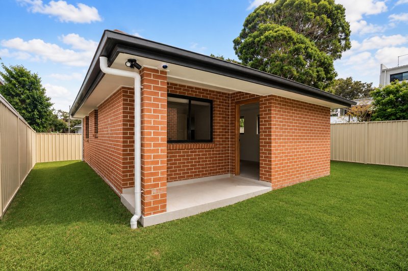 Photo - 32A Jones Street, Pendle Hill NSW 2145 - Image 2