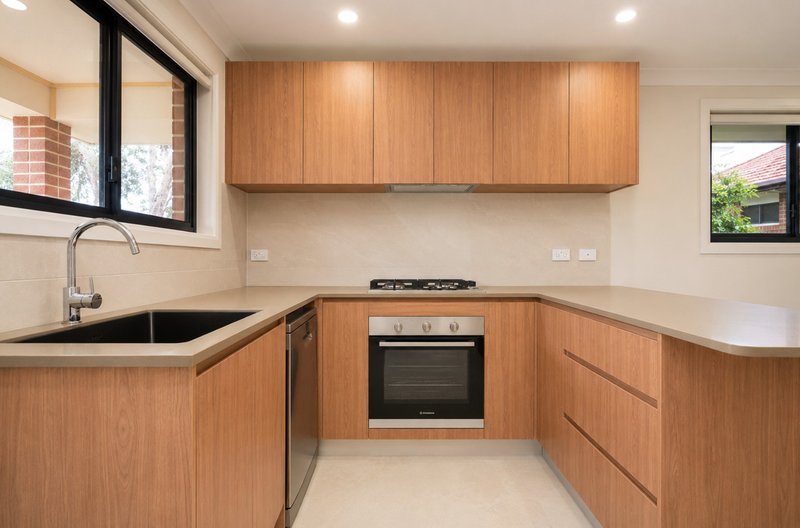 Photo - 32A Jones Street, Pendle Hill NSW 2145 - Image 3