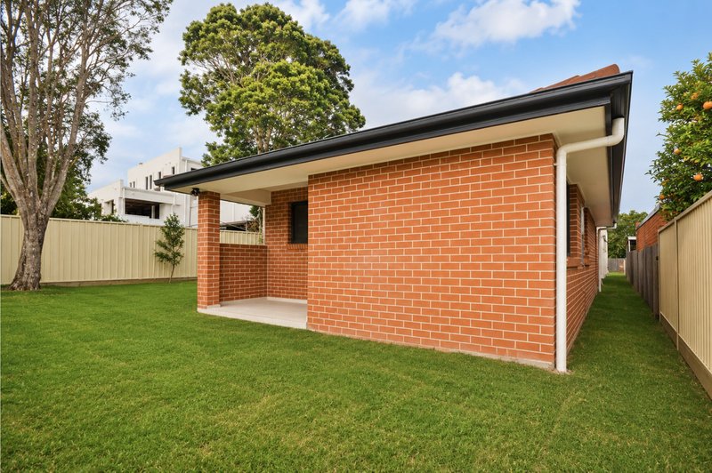 Photo - 32A Jones Street, Pendle Hill NSW 2145 - Image 11