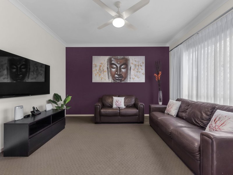 Photo - 32A Macdonald Place, Carseldine QLD 4034 - Image 4