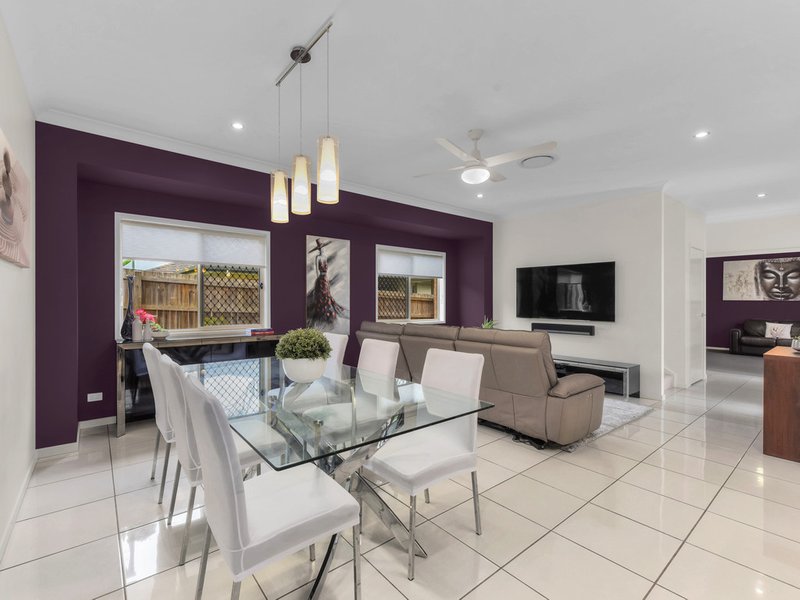 Photo - 32A Macdonald Place, Carseldine QLD 4034 - Image 7