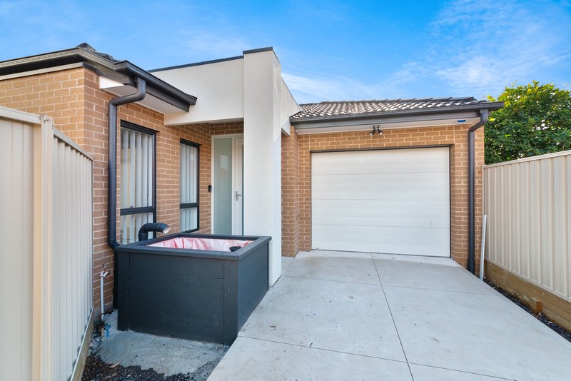 32A Newbury Street, Deer Park VIC 3023