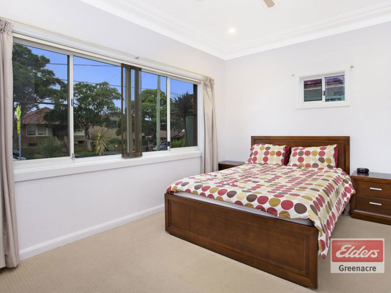 Photo - 32a Noble Ave , Greenacre NSW 2190 - Image 5