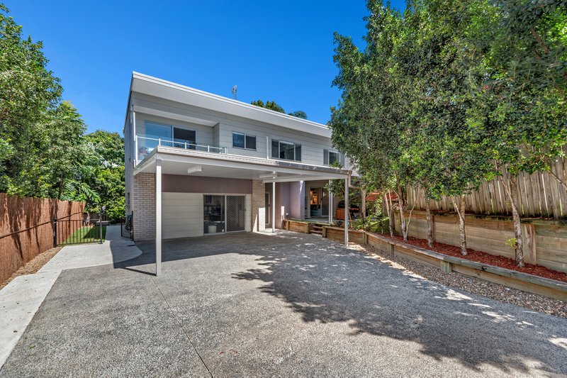 Photo - 32a Pilliga Street, Southport QLD 4215 - Image 1