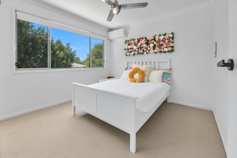 Photo - 32a Pilliga Street, Southport QLD 4215 - Image 17
