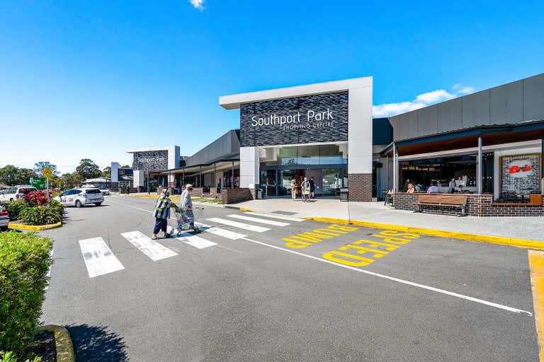 Photo - 32a Pilliga Street, Southport QLD 4215 - Image 22