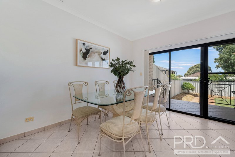 Photo - 32A Ridgewell Street, Roselands NSW 2196 - Image 4