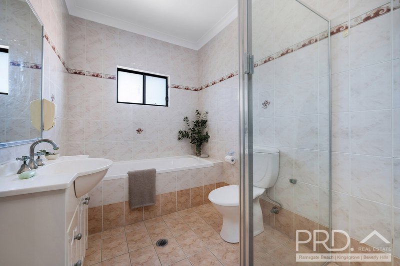 Photo - 32A Ridgewell Street, Roselands NSW 2196 - Image 7