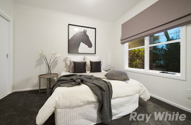 Photo - 32A Swinden Avenue, Cheltenham VIC 3192 - Image 6