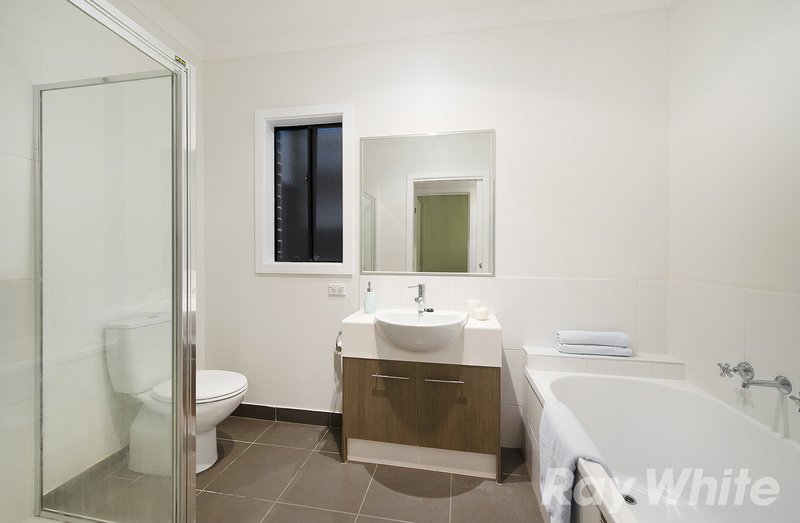 Photo - 32A Swinden Avenue, Cheltenham VIC 3192 - Image 9