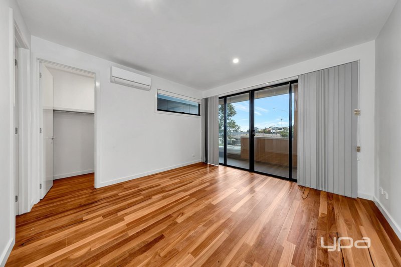 Photo - 32A Victoria Crescent, St Albans VIC 3021 - Image 5