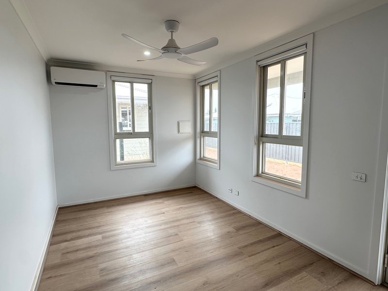 Photo - 32A Watson Road, Griffith NSW 2680 - Image 3