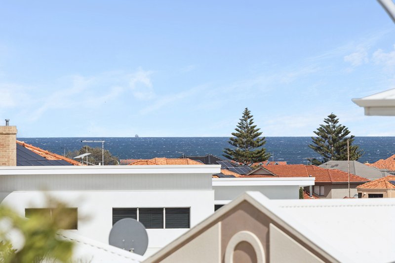 Photo - 32B Cervantes Place, Sorrento WA 6020 - Image 18