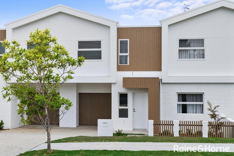 Photo - 32B Nurrawallee Street, Ulladulla NSW 2539 - Image 2