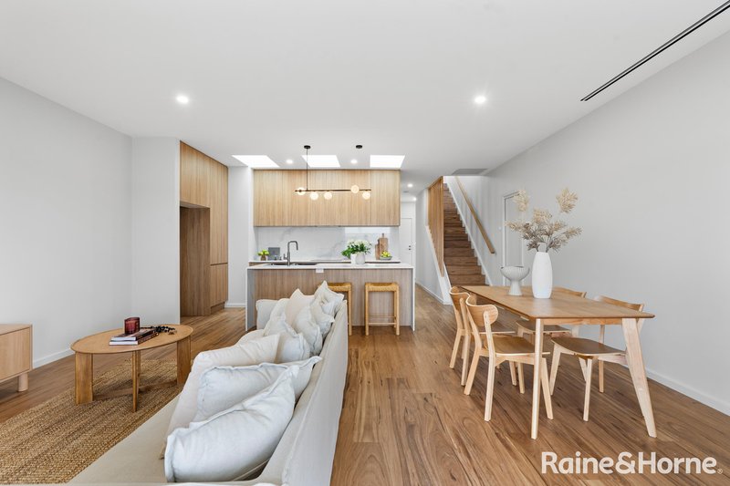 Photo - 32B Nurrawallee Street, Ulladulla NSW 2539 - Image 6