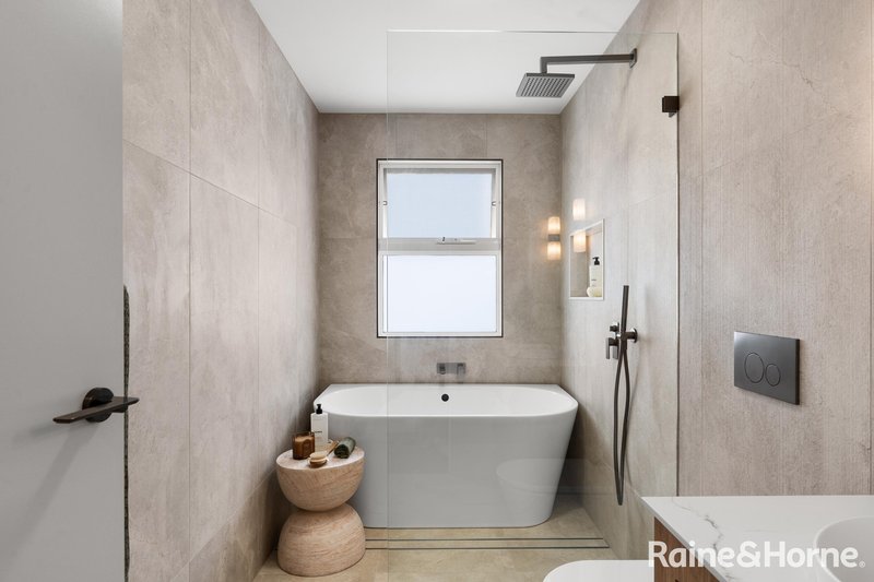 Photo - 32B Nurrawallee Street, Ulladulla NSW 2539 - Image 20