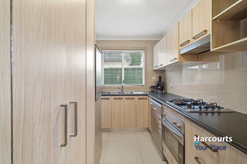 Photo - 33 & 33A Feramin Avenue, Whalan NSW 2770 - Image 4