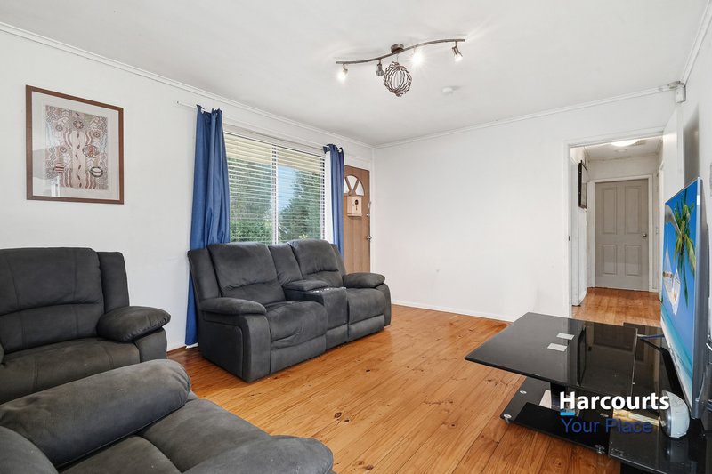 Photo - 33 & 33A Feramin Avenue, Whalan NSW 2770 - Image 10