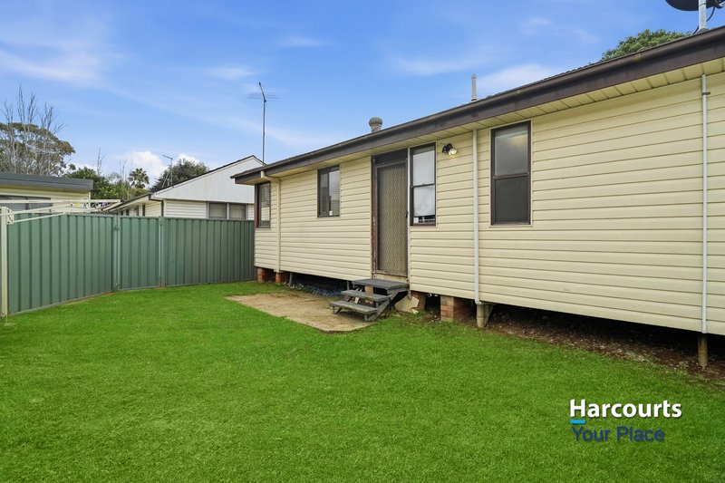 Photo - 33 & 33A Feramin Avenue, Whalan NSW 2770 - Image 18
