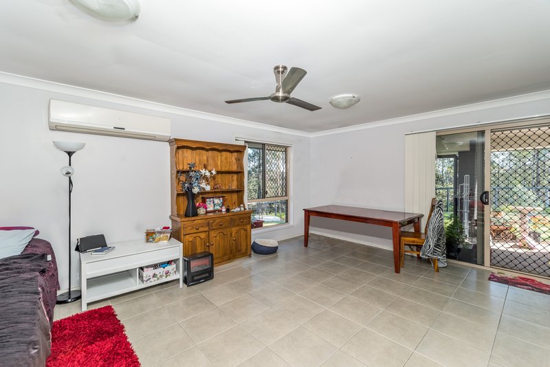 Photo - 33-35 Carbine Court, Gleneagle QLD 4285 - Image 4